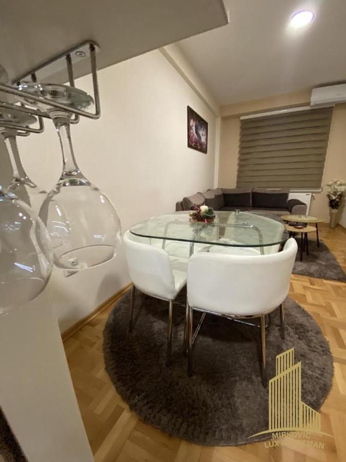 Mirkovic Lux Apartman Ni エクステリア 写真