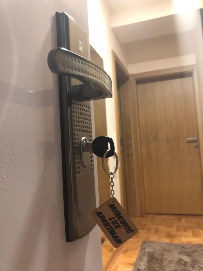 Mirkovic Lux Apartman Ni エクステリア 写真